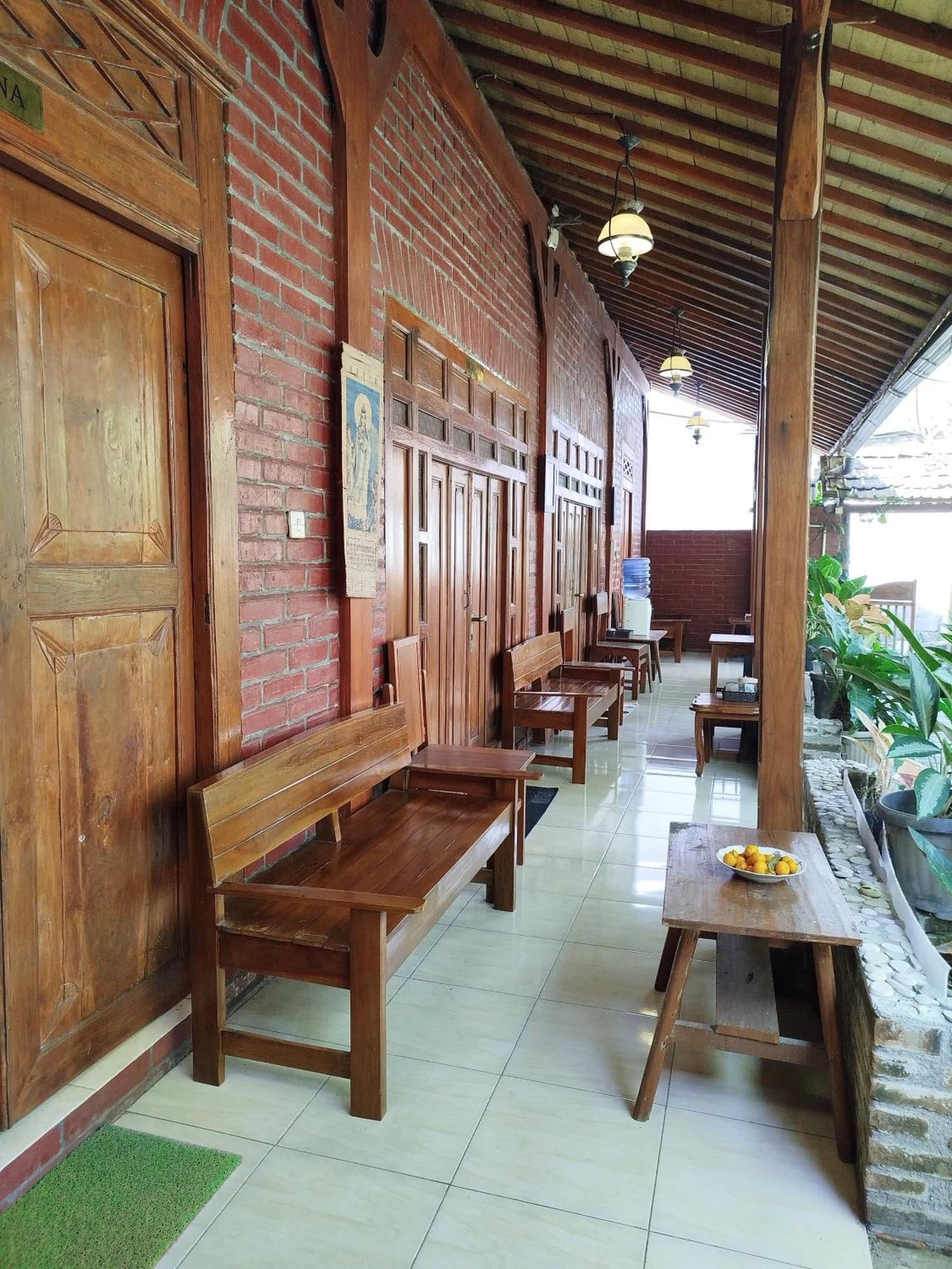 Dapur Ethnic Homestay Bantul Εξωτερικό φωτογραφία